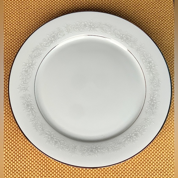 Vintage Discontinued Noritake Cumberland Dinner Plate Replacement - Picture 13 of 15